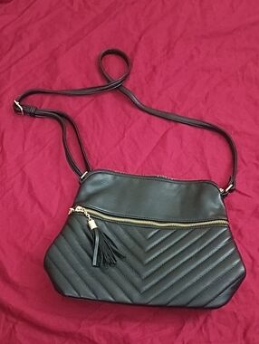 Elegant Black Quilted Crossbody Bag Deer Print Interior Like New Gold Accents